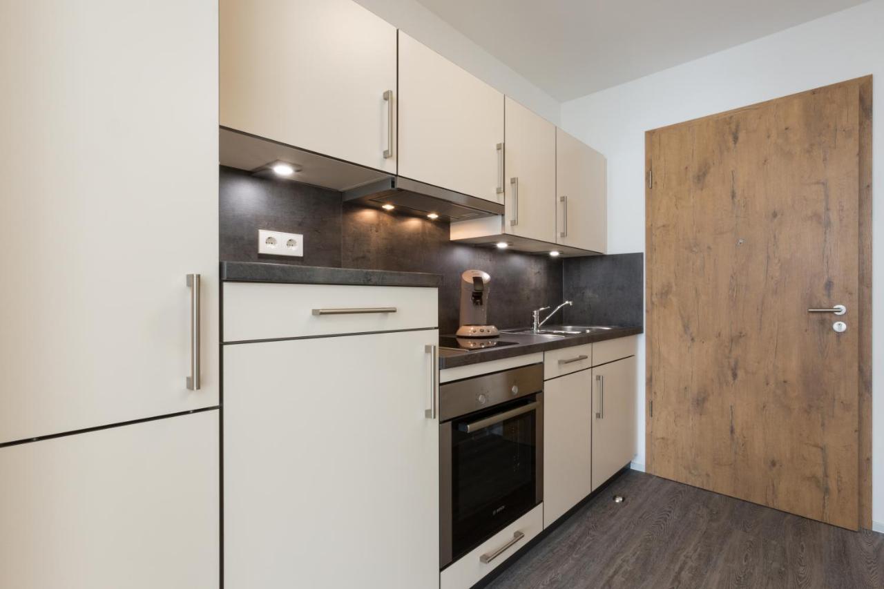 Apartment Boardinghouse E68 *