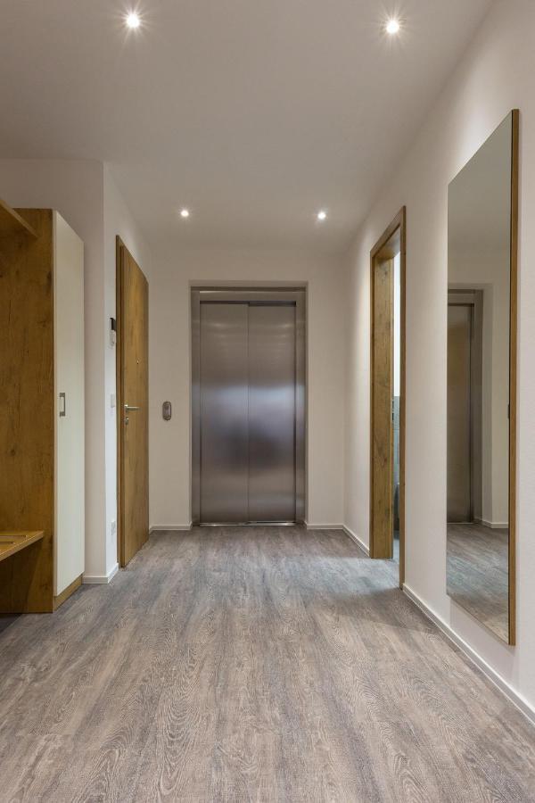 Apartment Boardinghouse E68 *